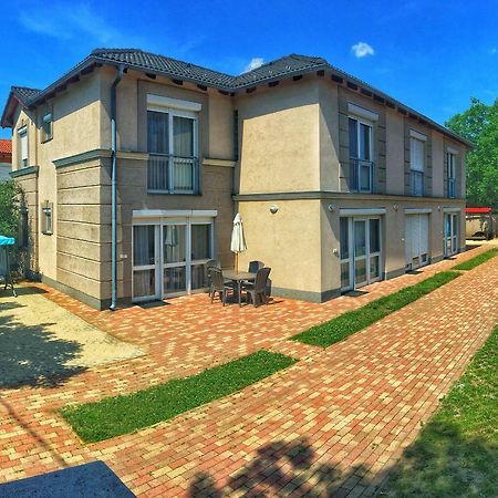 Ferienwohnung Iris Vendeghaz Hajdúszoboszló Exterior foto